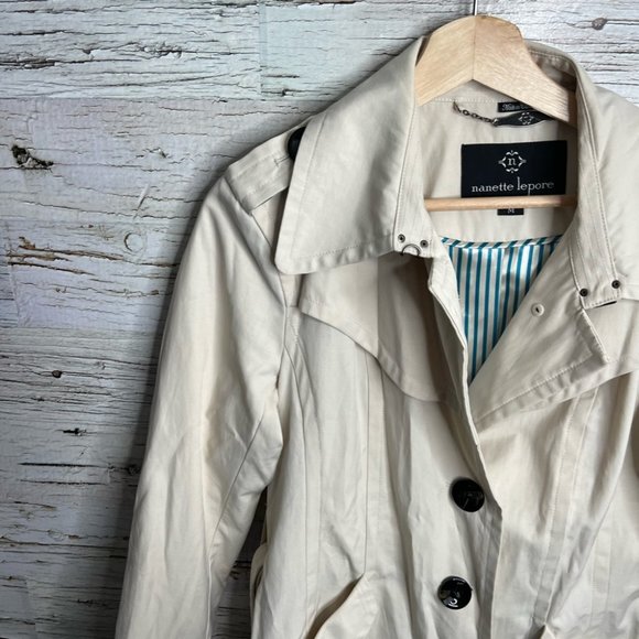 Nanette Lepore belted trench rain coat jacket cream ivory off white size medium - Picture 3 of 8